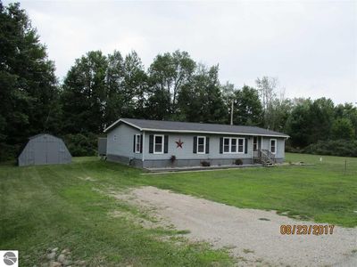 6130 Oakwood Dr, Elwell, MI, 48832