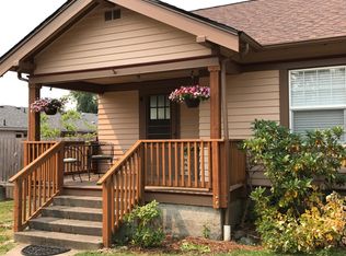 2525 Yew St, Bellingham, WA 98226