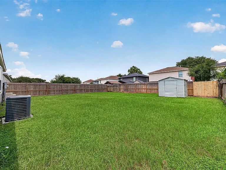 20306 Mountaindale Dr — Photo 30