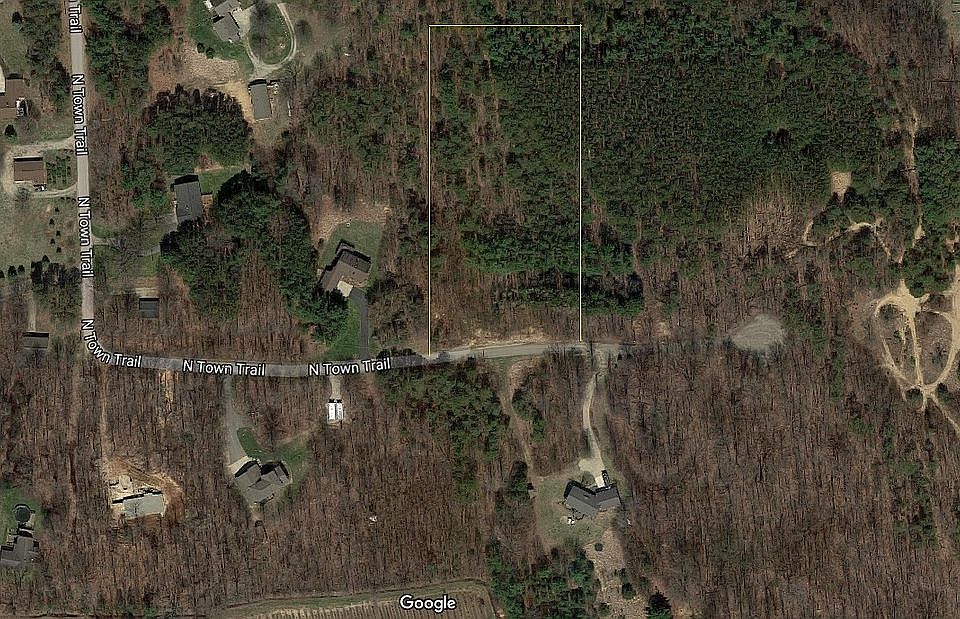 2nd image of 6611 North Town Trail