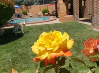 8304 Hillsboro Ct NW, Albuquerque, NM 87120