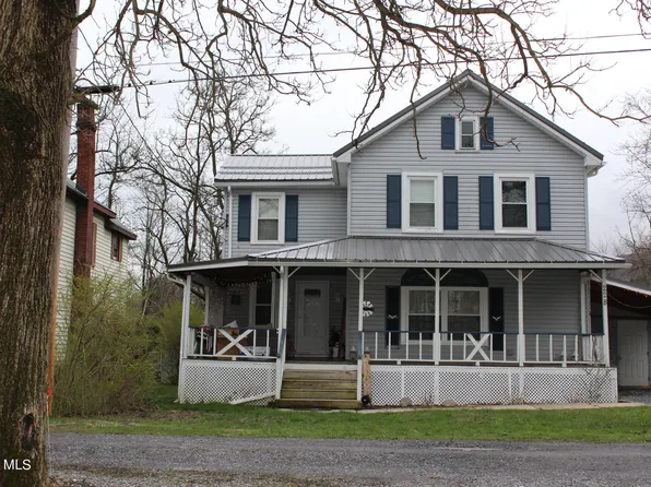 228 Snowberger Ln, Hollidaysburg, PA 16648