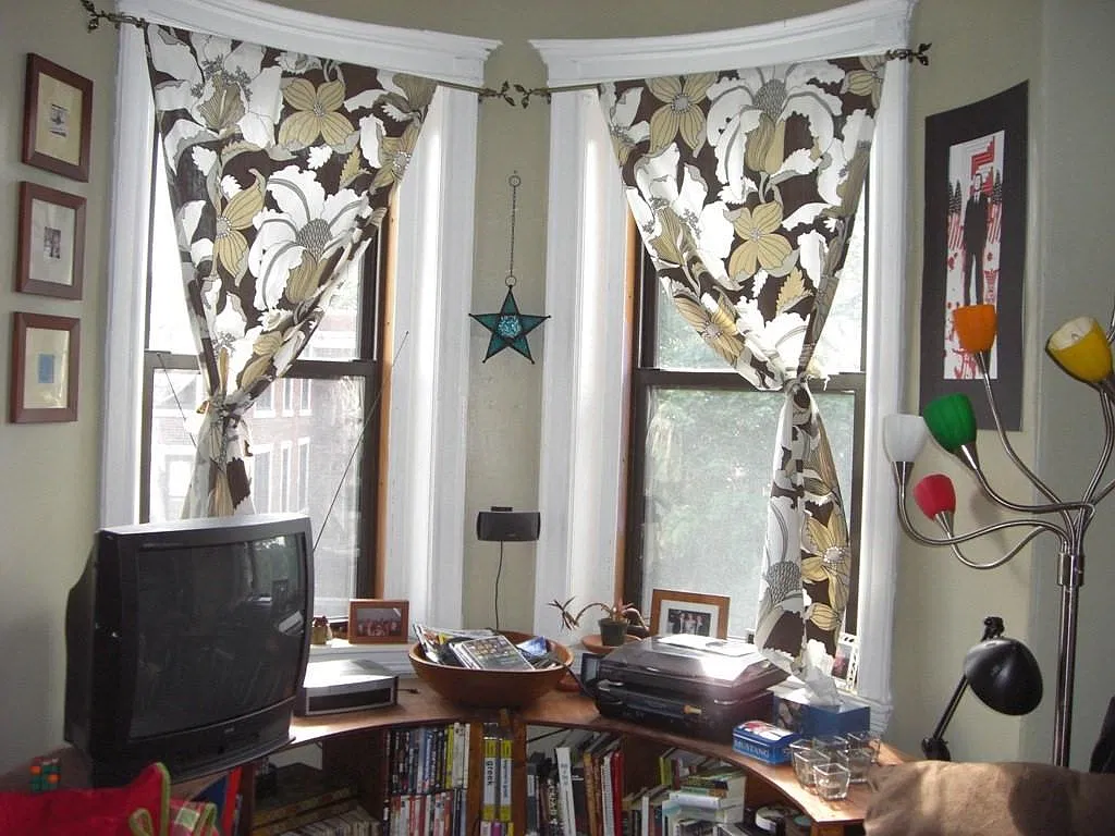 1 bed, 1.0 bath, 2000 sqft, $1,500 — Photo 2
