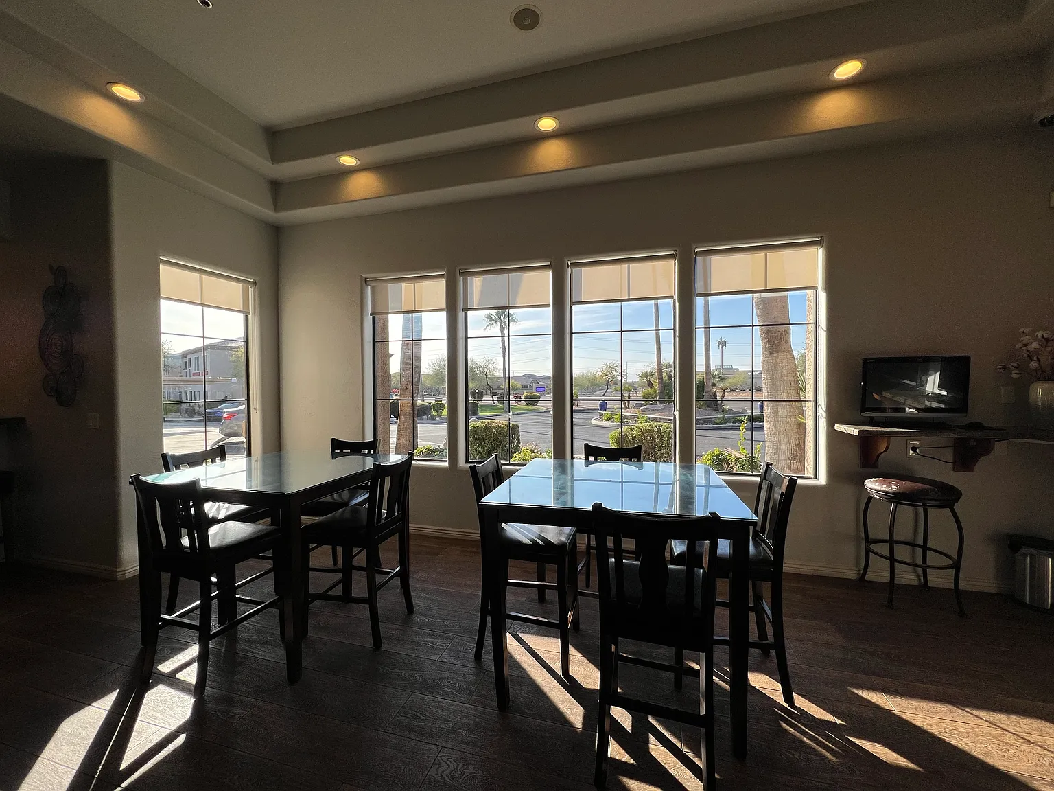 1 bed, 782 sqft, $1,341 — Photo 4