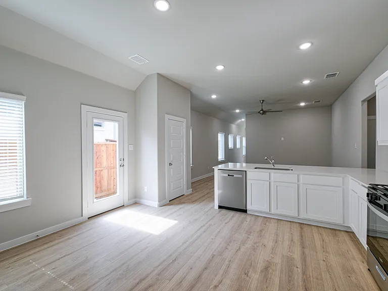 3032 Leatherwood Ln — Photo 6