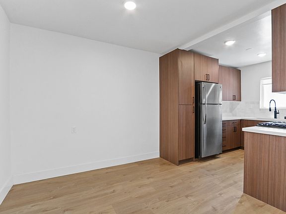 5th image of 8220 Norton Ave APT 5