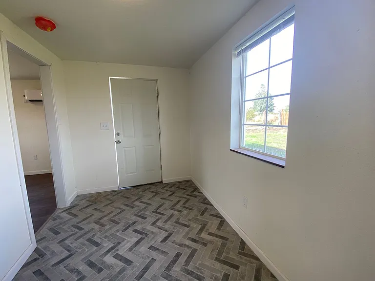 9984 NE Road 23 — Photo 15