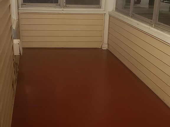 4th image of 2432 W Cochran Ave