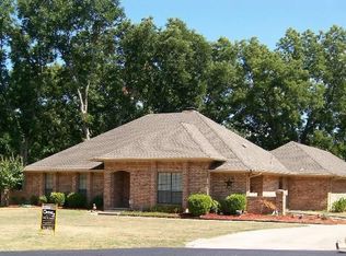 1907 Twin Brook Turn, Corinth, TX 76210