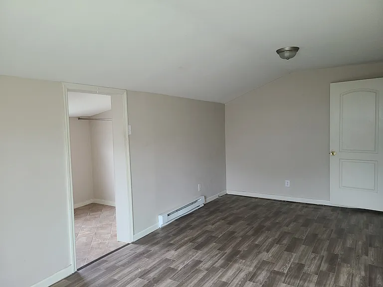 105 McClure St — Photo 21