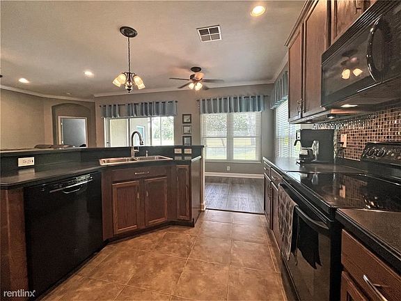 5th image of 23620 Estero Ct