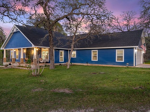 3rd image of 54 post oak