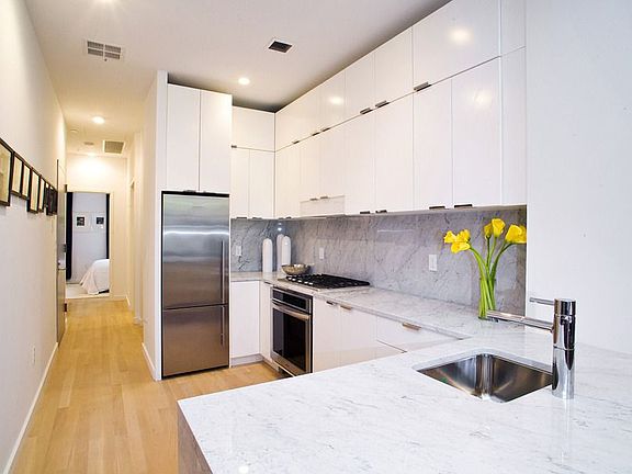 4th image of 540 W 149th St #3