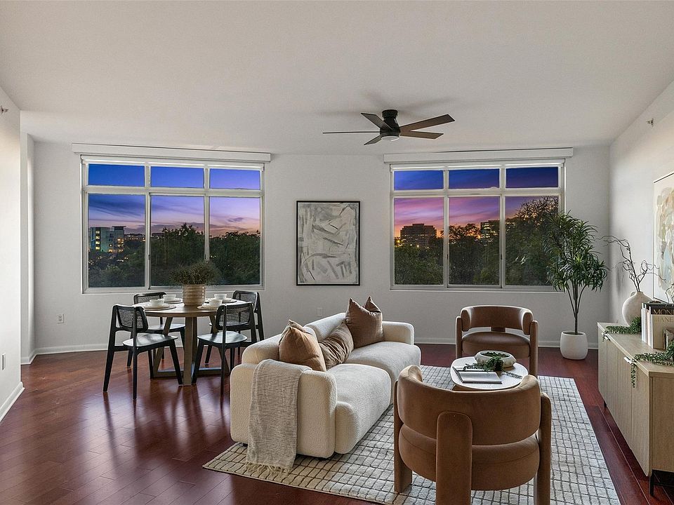 1st image of 54 Rainey St APT 502