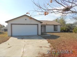 564 Pemberton Ave, Deltona, FL 32738