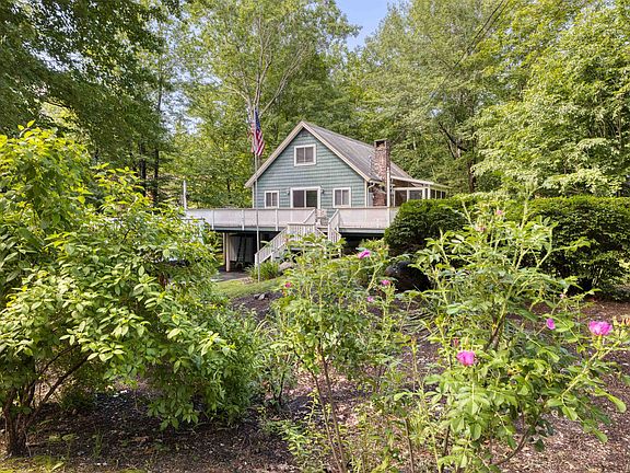 3rd image of 49 Mountain View Drive