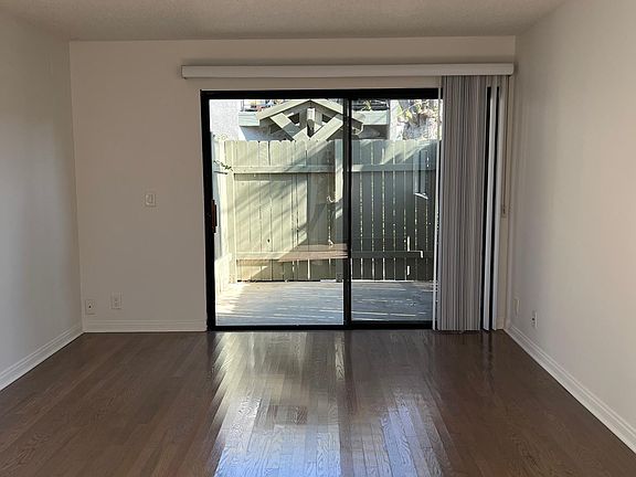 4th image of 5715 Elmer Ave APT 1