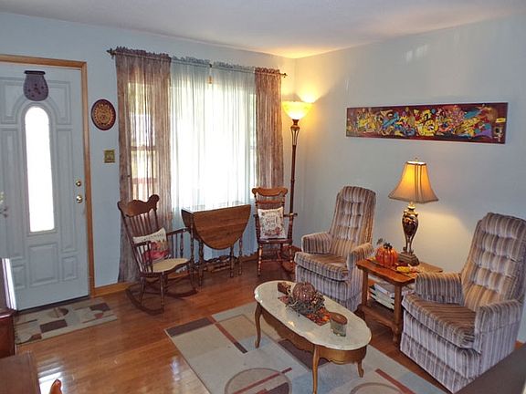 3rd image of 2802 Elberta Dr