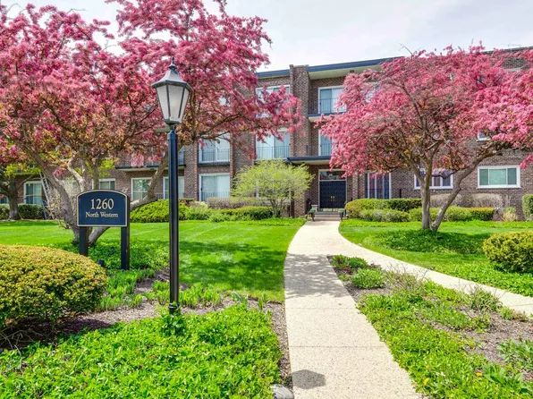 1260 N Western Ave APT 306, Lake Forest, IL 60045