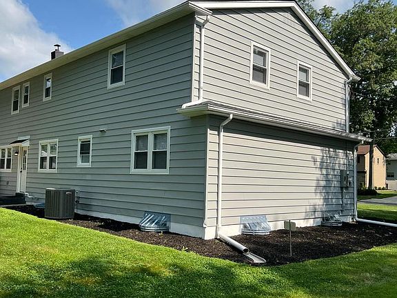 5th image of 1758 Rolling Ln