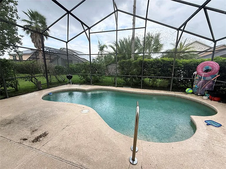2918 Blooming Alamanda Loop — Photo 23