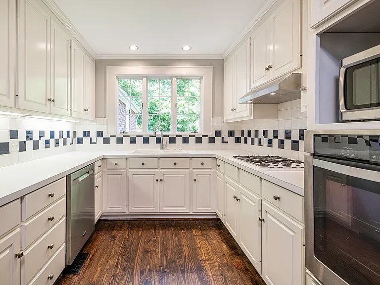 4001 Churchill Rd — Photo 17
