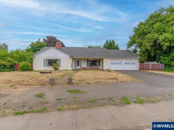 607 E Ellendale Ave, Dallas, OR 97338