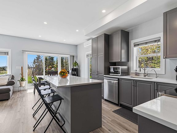 5th image of 3411 Lawrencetown Rd