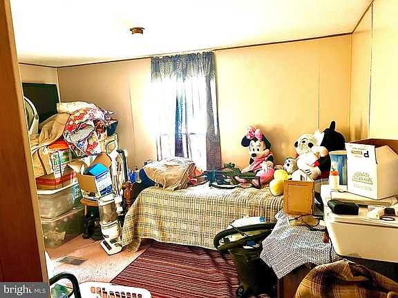 5th image of 10944 Poplar Ave
