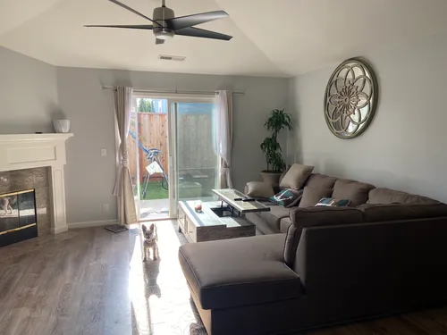 2242 Albert Ln Photo 1