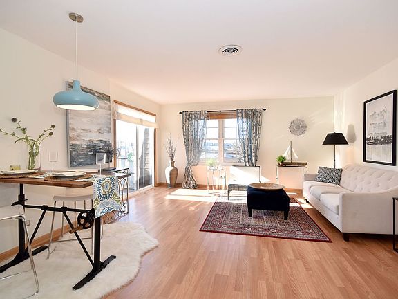 5th image of 9146 Grand Ave APT 3NW