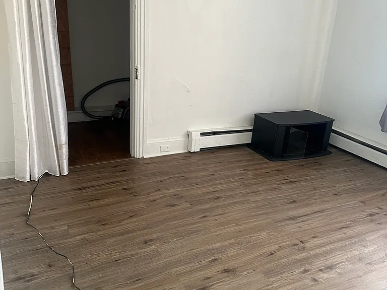 512 E Morton St #2 — Photo 10