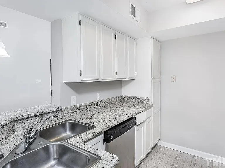 109 Killam Ct #2B — Photo 2