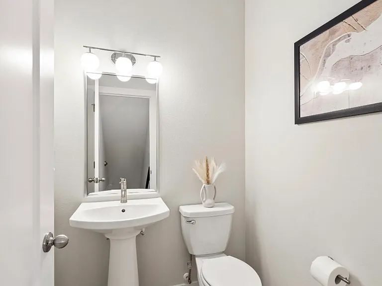 3075 S Delaware St — Photo 22