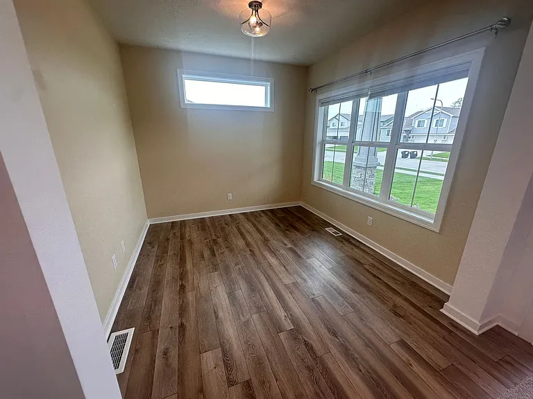 5205 Helwig Ave — Photo 5