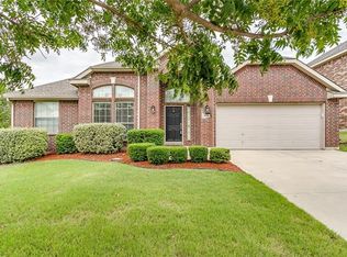4916 Bellflower Way, Fort Worth, TX 76123