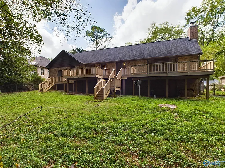 1016 Seina Vista Dr — Photo 29