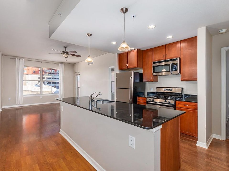 1st image of 1975 N Grant St Unit 301