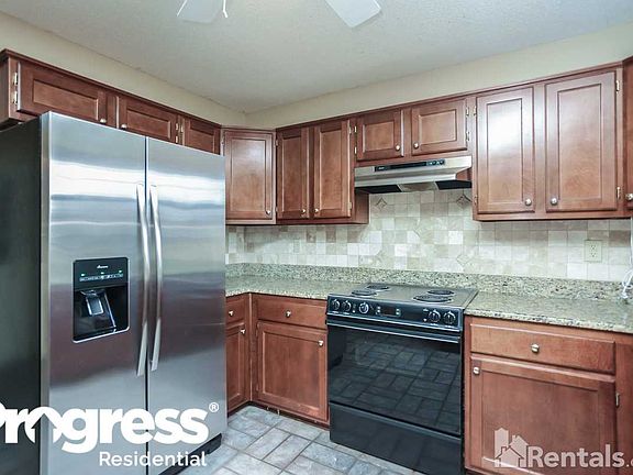 4th image of 7178 La Casa Dr