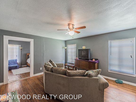 4th image of 2337 Cincinnati Ave APT 01