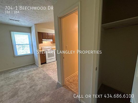 3rd image of 704-1 Beechwood Dr