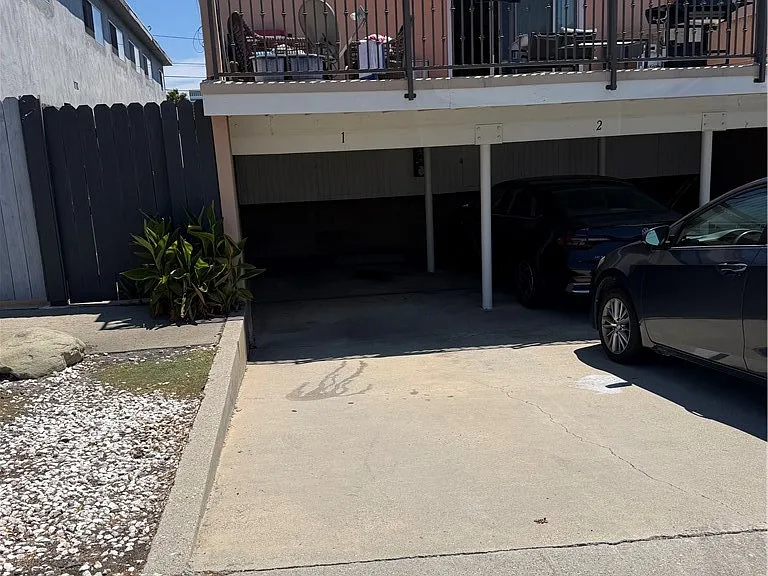 224 Lomita St — Photo 3
