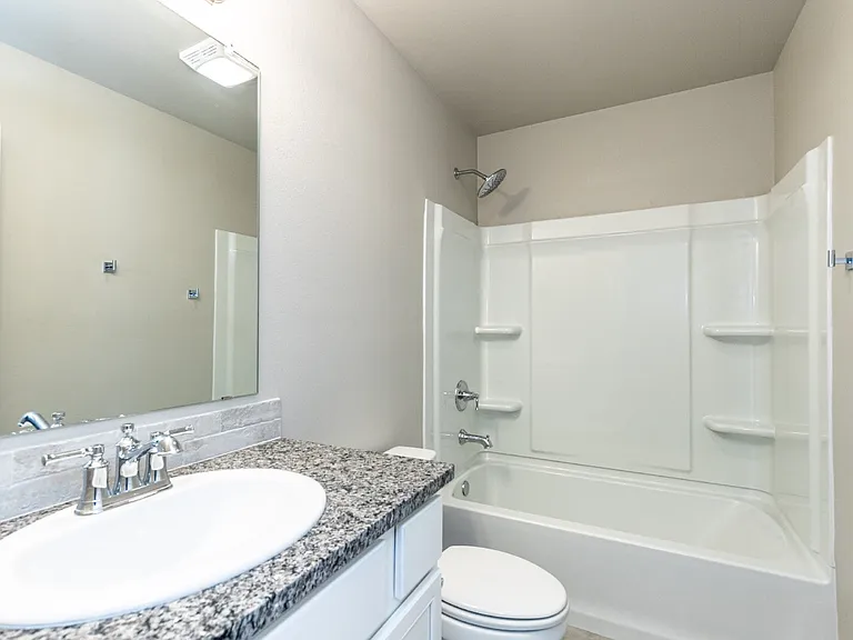 13605 Avenue R — Photo 12