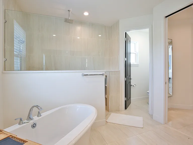 1115 Mallorca Dr — Photo 19