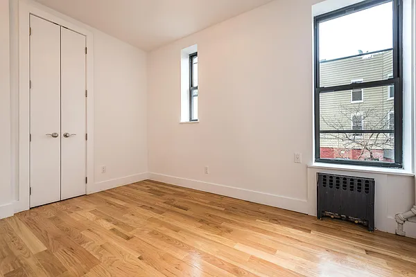Rented by Nooklyn NYC LLC | media 39