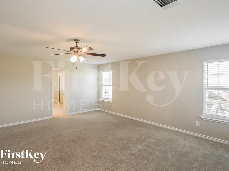 3905 Mantis St — Photo 10