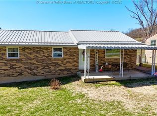 5411 Kendall Dr, Charleston, WV 25313