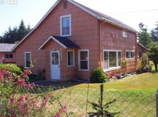 90835 Sand Dollar Ln, Coos Bay, OR 97420
