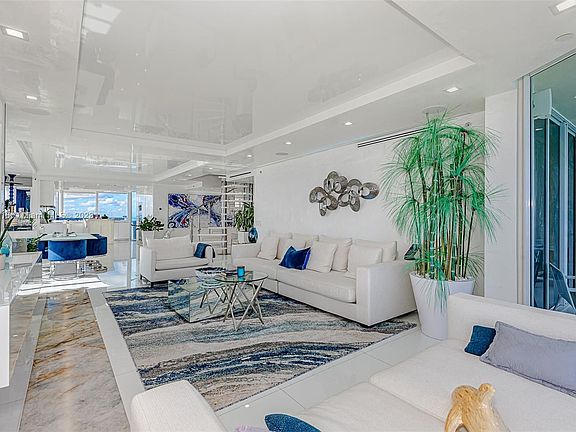 5th image of 17555 Collins Ave Ph 1