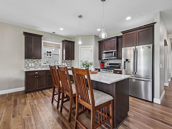 4th image of 23295 Aspen Ln